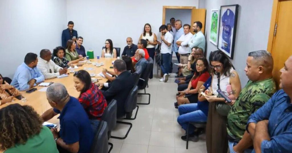 Sindpd-MT debate recomposição salarial de servidores na ALMT