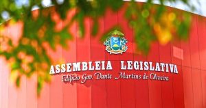 Estudo sobre perdas salariais de servidores é apresentado na ALMT